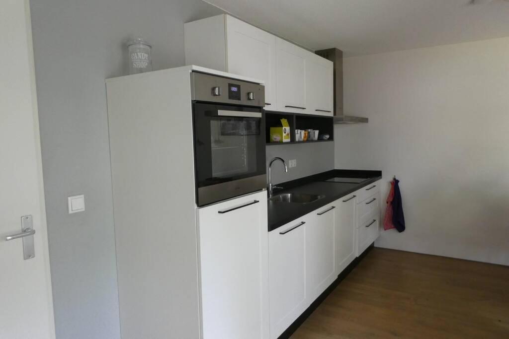 Huis Bij De Catalpa Dordrecht Luaran gambar